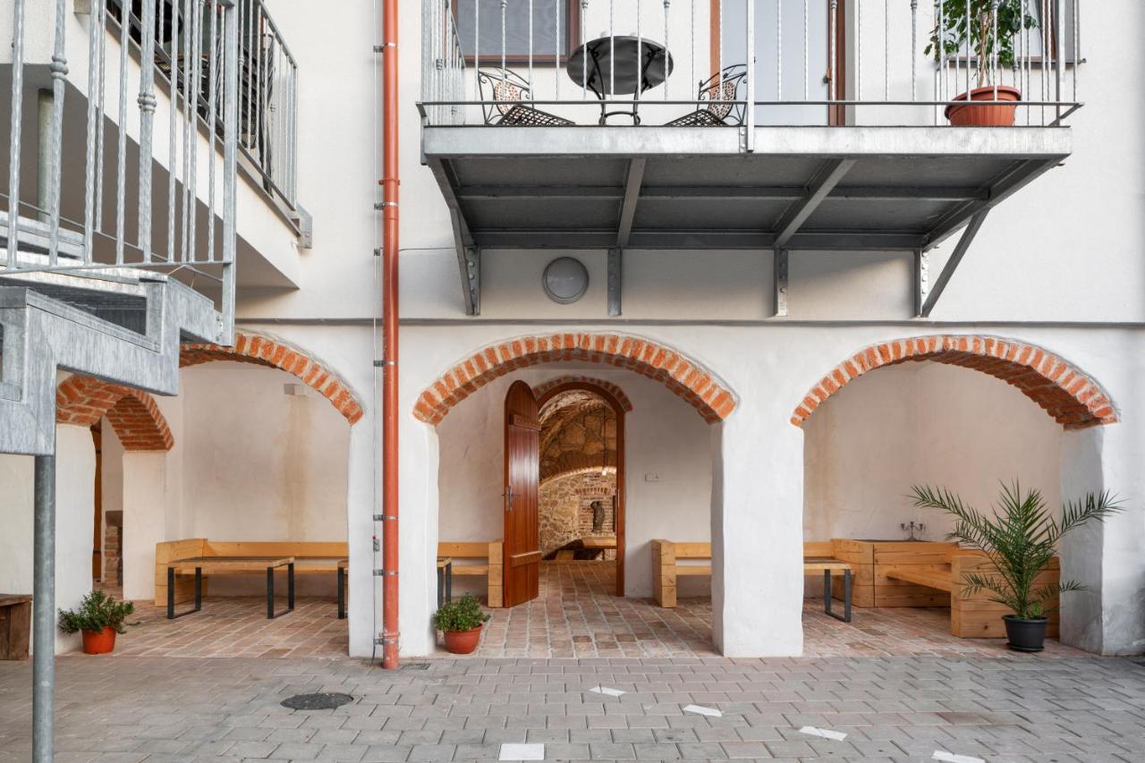 Rezidence Konevova, Mikulov Apartamento Exterior foto